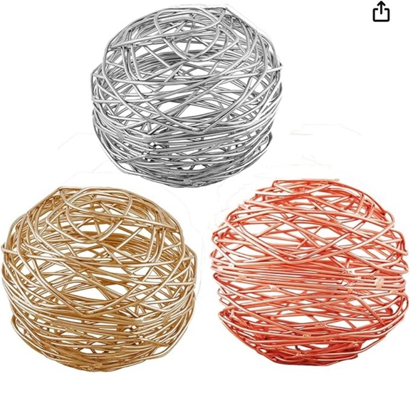 ❤️3 Metal decorative dining balls NWOT - Picture 2 of 3